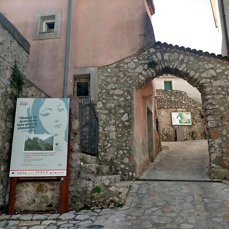 Villa Il Borgo Dei Normanni Colliano Esterno foto